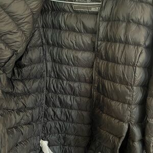 Eddie Bauser Thin Puffer coat